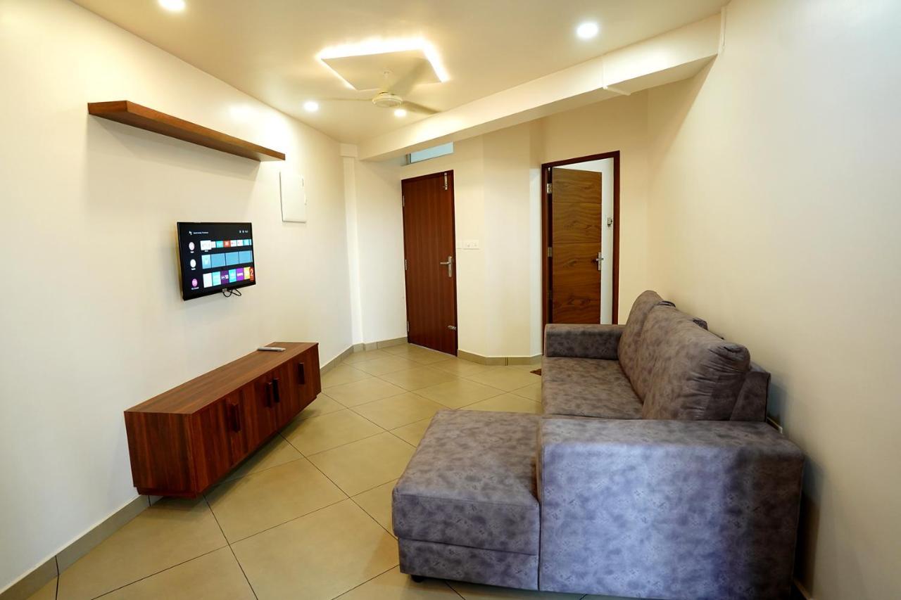 Kadampanattu'S Homestay Kochi Exterior photo